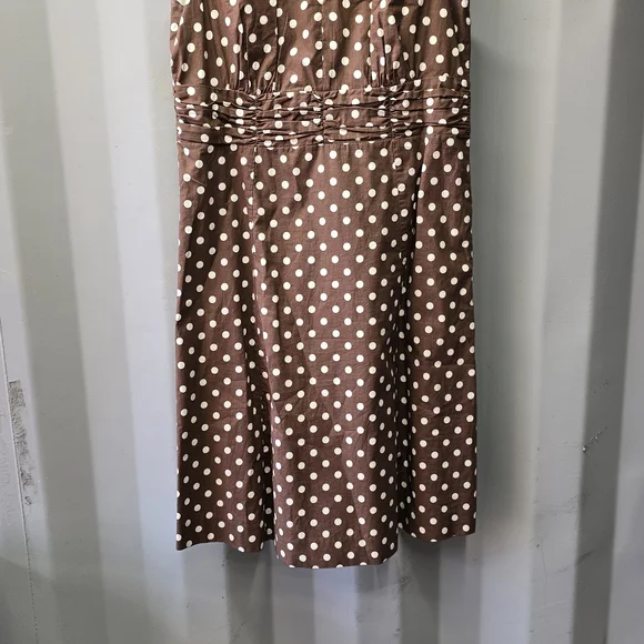 Boden Beige and Red Polka Dot Fabric (8R) - Picture 2 of 9